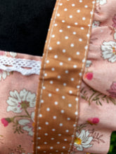 Load image into Gallery viewer, Just Peachy Apron