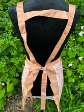 Load image into Gallery viewer, Just Peachy Apron