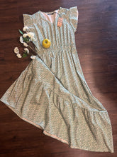Load image into Gallery viewer, Bougie Boutique White flower