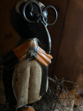 Load image into Gallery viewer, Metal Crow Holding Pumpkin