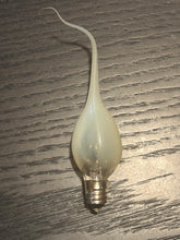 Load image into Gallery viewer, Primitive Flickering Bulb