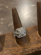 Load image into Gallery viewer, Bougie Boutique Square Diamond ring