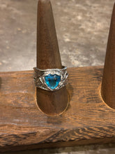 Load image into Gallery viewer, Bougie Boutique Blue ring