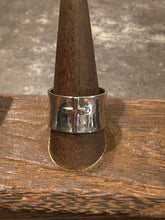 Load image into Gallery viewer, Bougie Boutique Cross Ring
