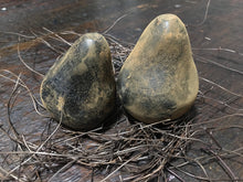 Load image into Gallery viewer, Bees Wax Primitive Pear