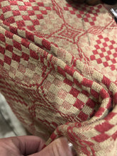 Load image into Gallery viewer, Woven Table Runner