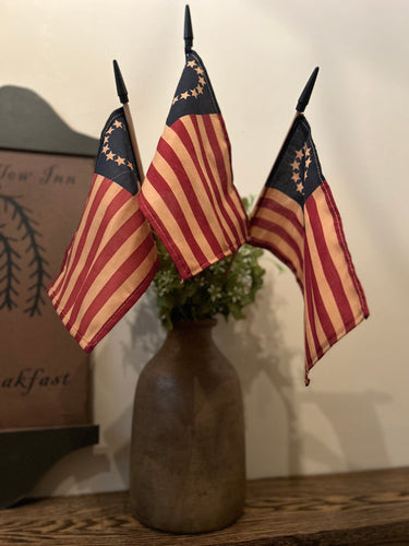 Betsy Ross Prim Flag