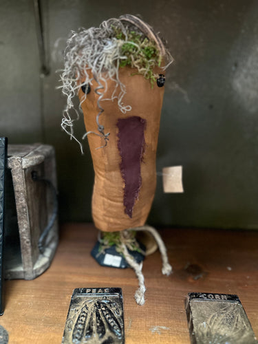 Primitive Decor Rusty Wire Lye soap – The Cranberry Cornstalk