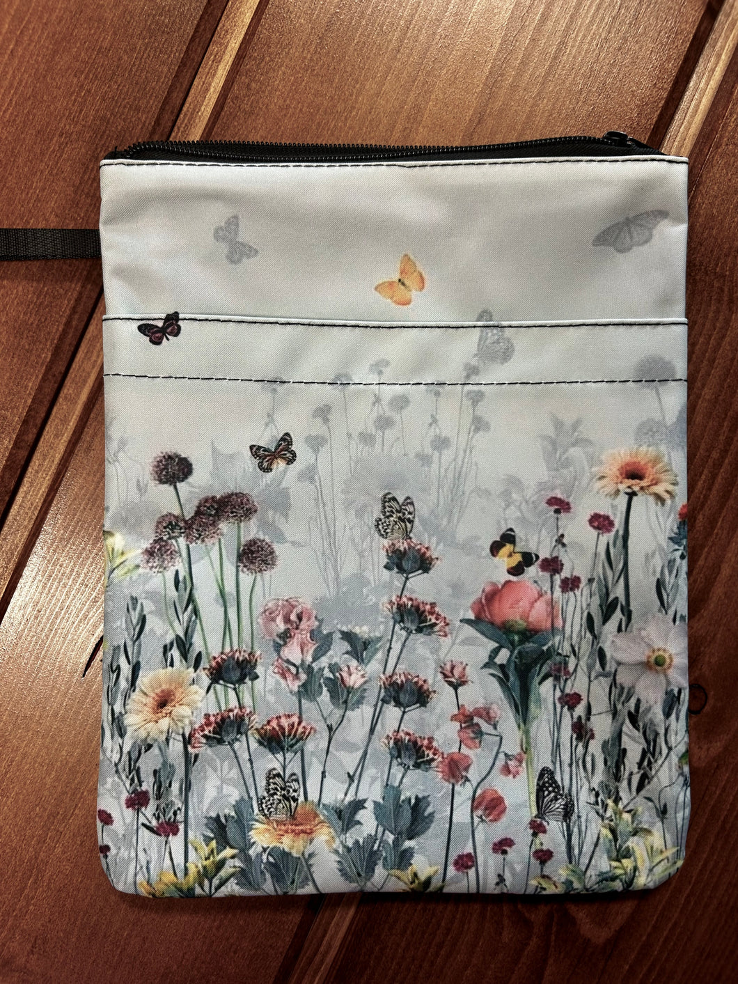 Wildflower vintage iPad/Book Sleeve