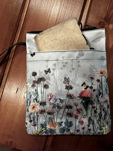 Wildflower vintage iPad/Book Sleeve