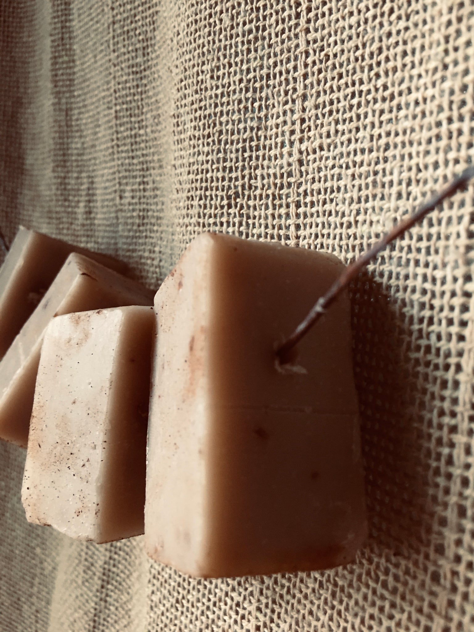 Primitive Decor Rusty Wire Lye soap – The Cranberry Cornstalk